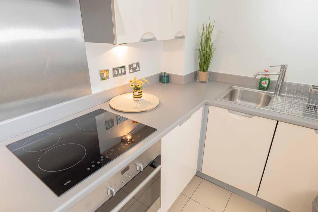 Beautiful 2 Bed In Central Birmingham: A Hidden Gem! Exterior foto